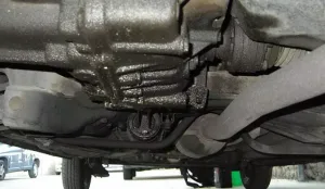 cuando cambiar el aceite de coche porque esta negro