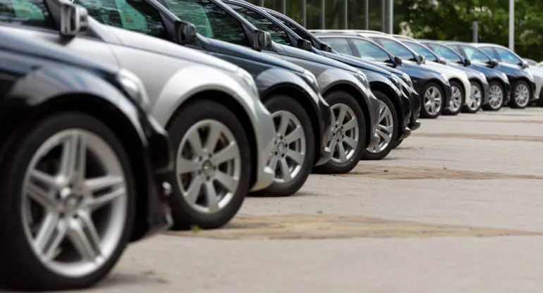 ¿Qué revisar al comprar un coche de segunda mano?