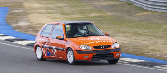 Transferencia24 en la competición de la Copa Saxo V8 2022