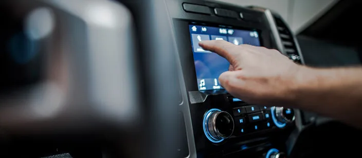 Trucos para equipar tu coche con la última tecnología de forma barata
